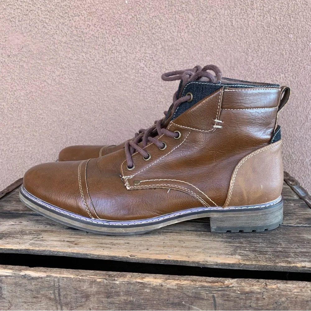 Call It Spring Mens Lace-Up Chukka Boot